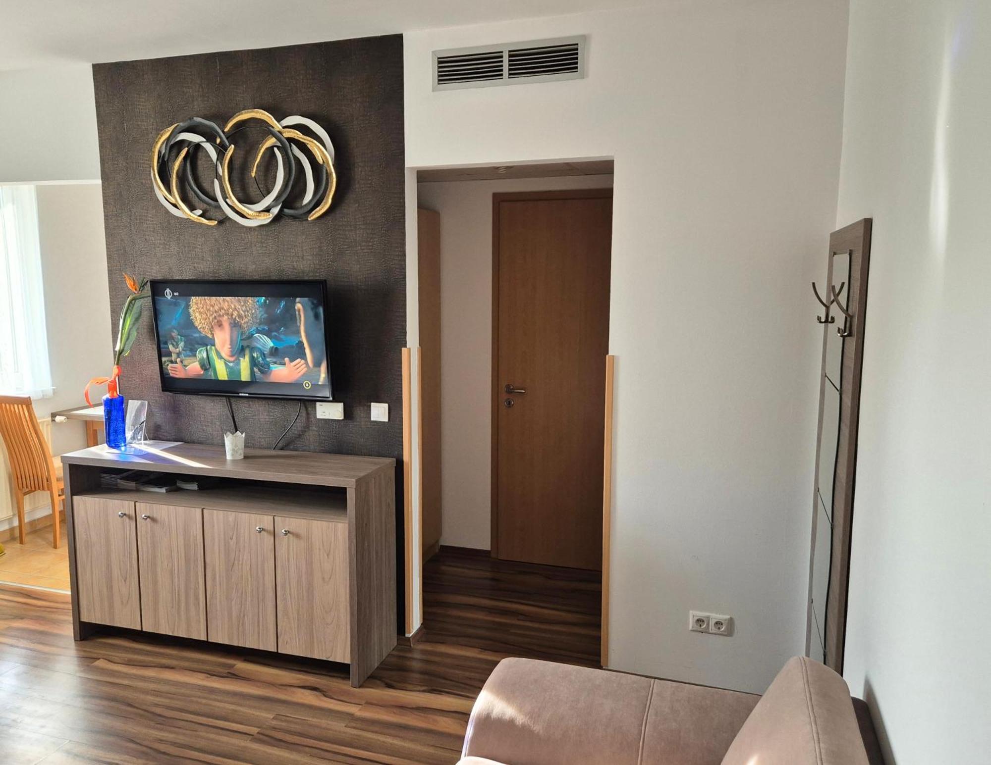Manna Wellness Apartman ザラカロシュ エクステリア 写真