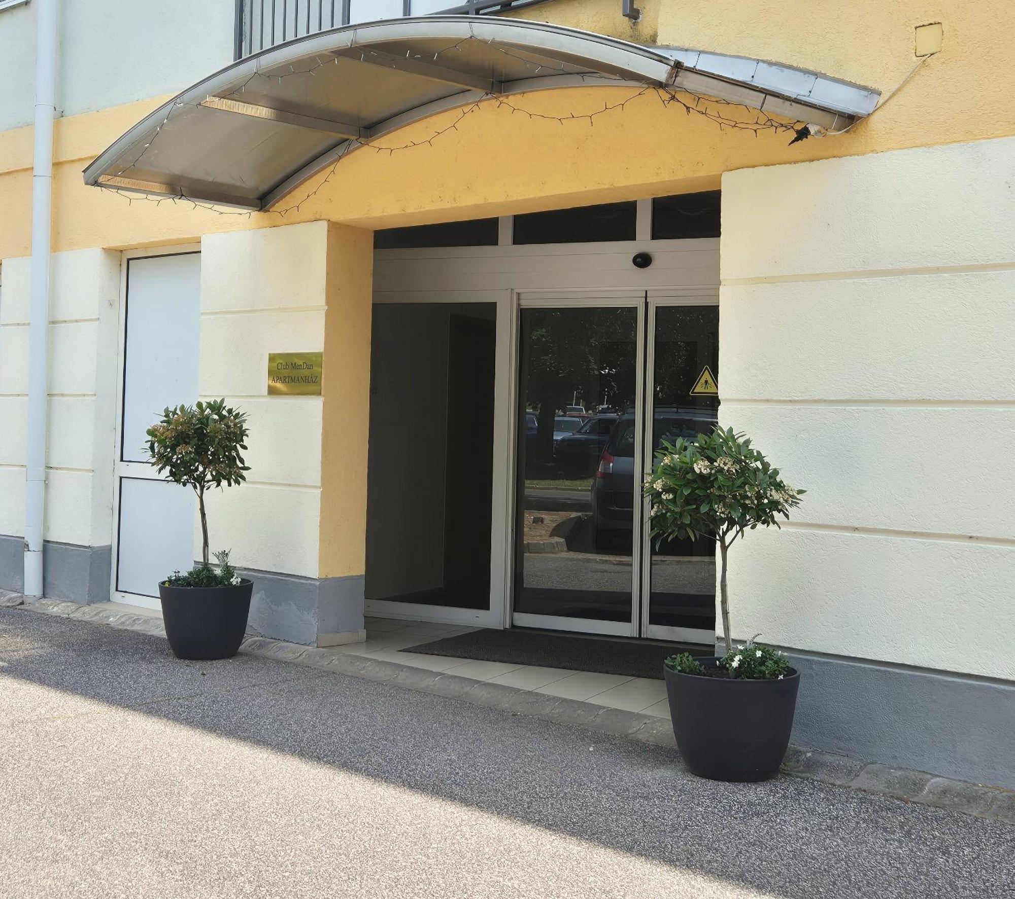 Manna Wellness Apartman ザラカロシュ エクステリア 写真
