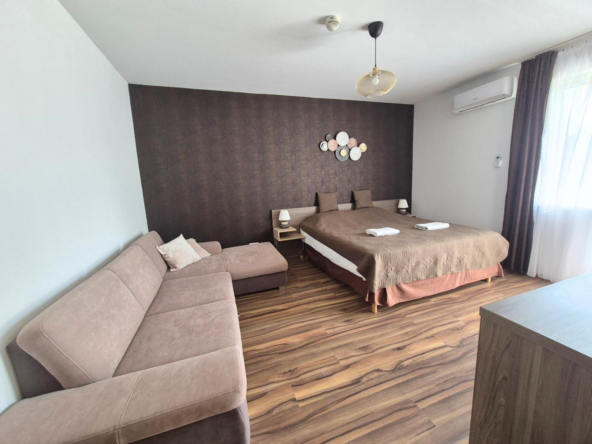 Manna Wellness Apartman ザラカロシュ エクステリア 写真